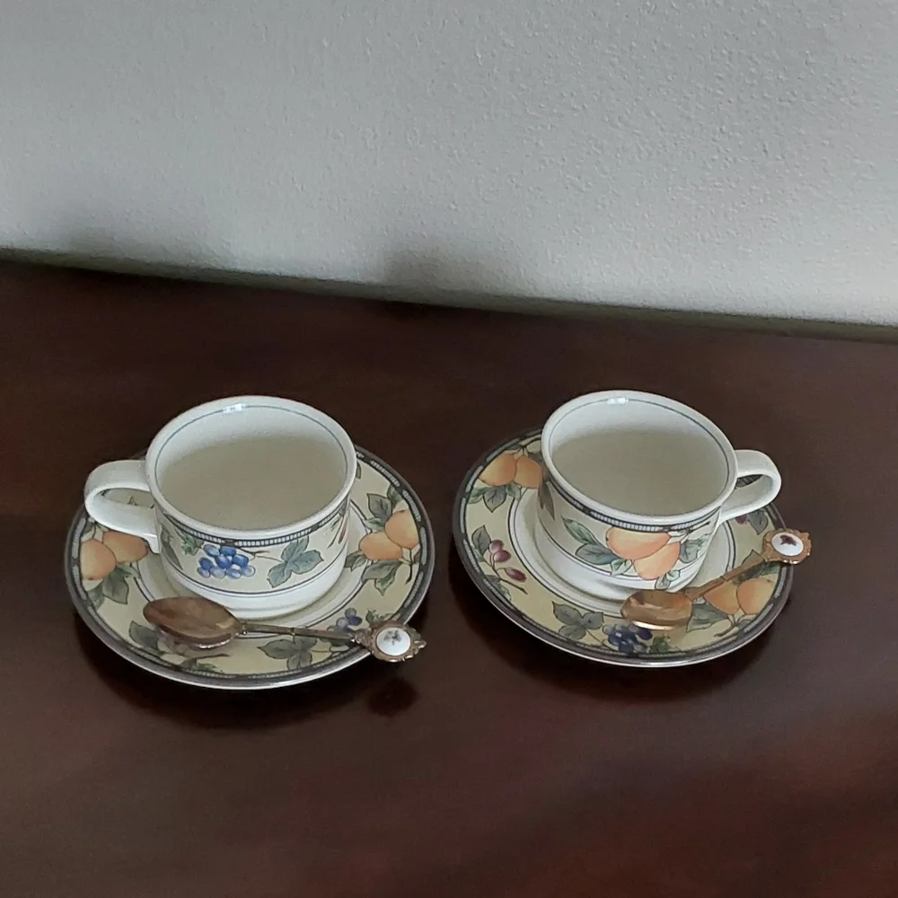 The MIKASA‎ Intaglio CAC29 Garden Harvest Tea Cups & Teaspoon for Two